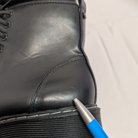 Sleek Black Lace-Up Combat Boots - Picture 6 of 16